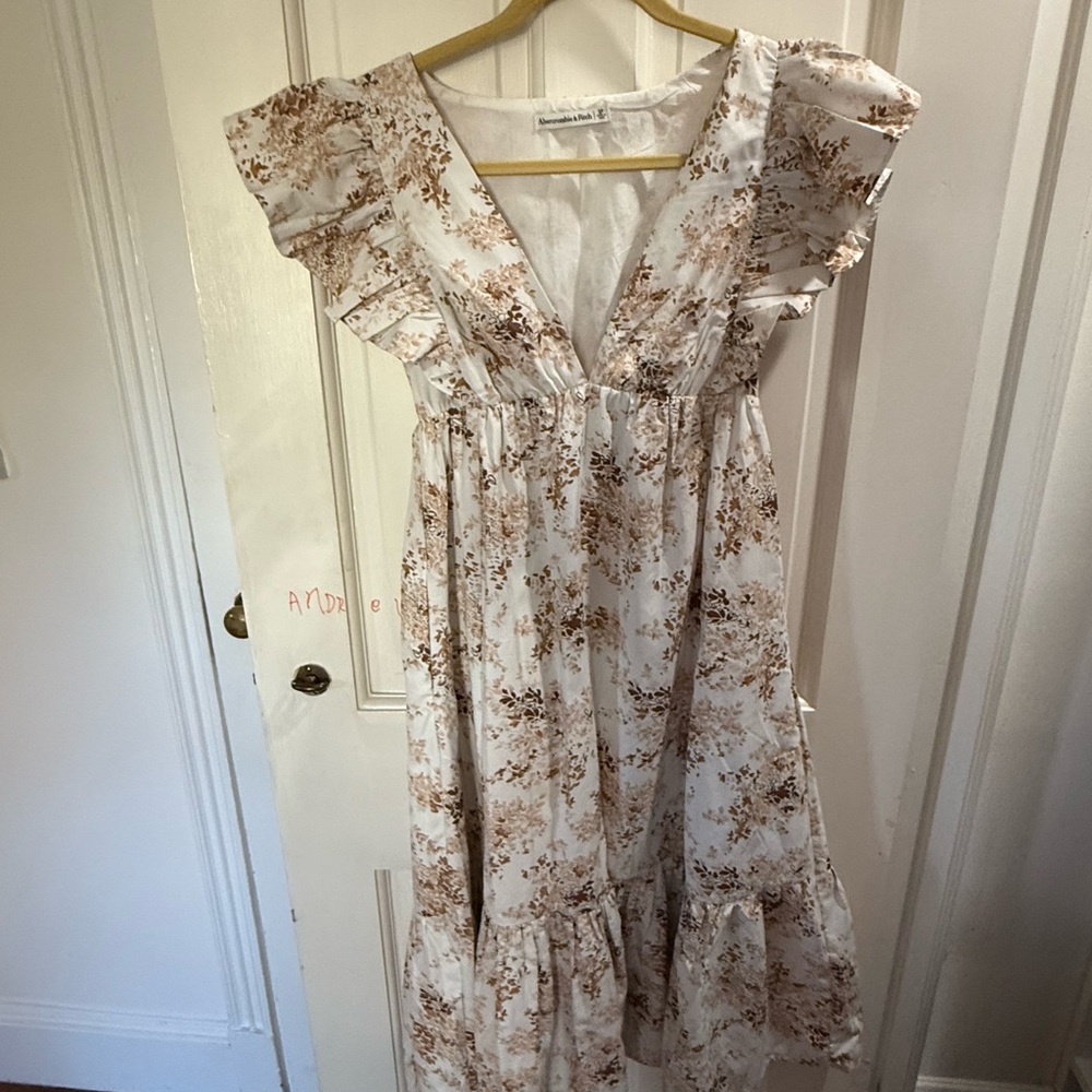 Abercrombie & Fitch Cream and Brown Maxi Dress